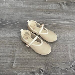 H&M Beige Textured Shoes